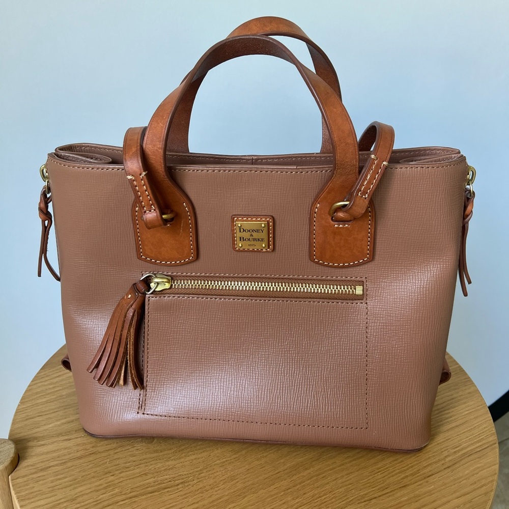 Dooney & Bourke leather bag